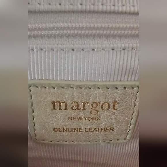 Margot New York Jamee Suede Tote w/ Interior Bag Very Roomy Double Handle NWT - Picture 6 of 8